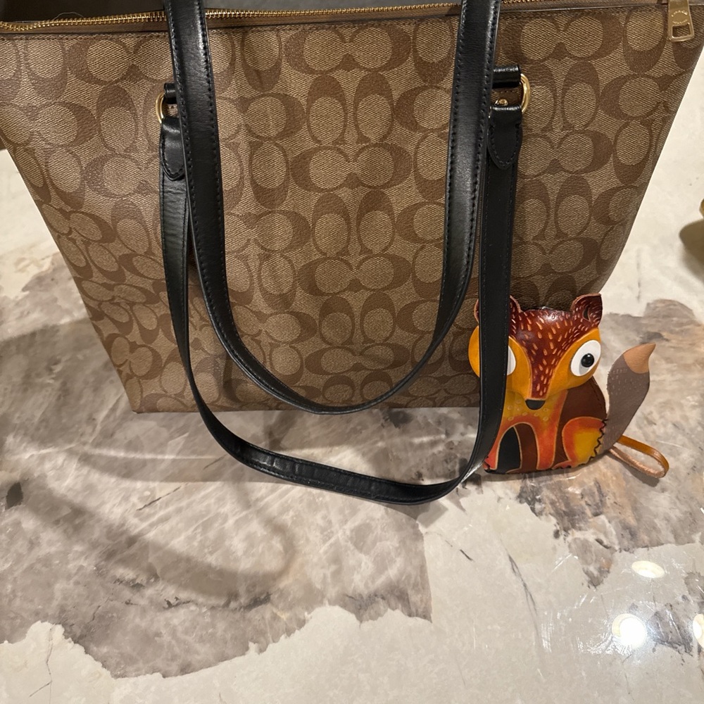 Coach Brown Tote Bag with Keychain - Picture 6 of 7